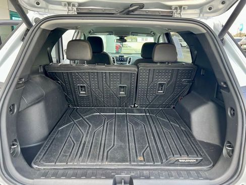 Used 2022 Chevrolet Equinox LT image 18