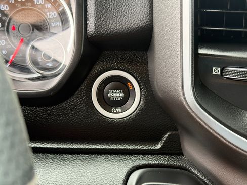 Used 2019 RAM 1500 Big Horn image 20