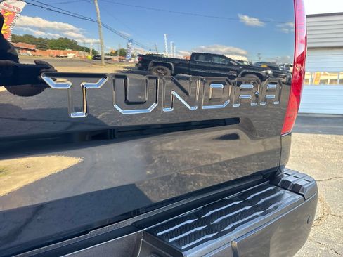 Used 2014 Toyota Tundra 1794 Edition AWD/4WD image 17