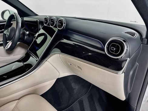 Certified 2026 Mercedes-Benz GLC 300 4MATIC image 29