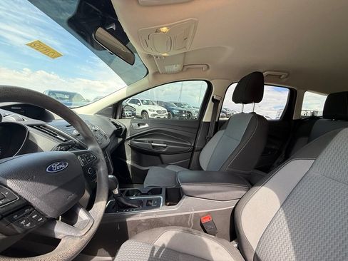 Used 2017 Ford Escape SE w/ SE Cold Weather Package FWD image 15