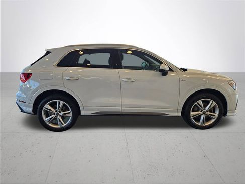 Used 2020 Audi Q3 2.0T Premium Plus w/ Premium Plus Package image 6