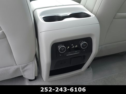 Used 2026 Buick Enclave Avenir w/ Super Cruise Package FWD image 32