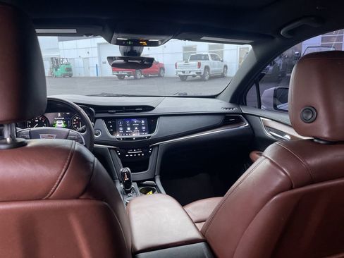 Used 2021 Cadillac XT5 Premium Luxury image 20