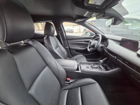 Used 2021 MAZDA MAZDA3 s FWD image 11