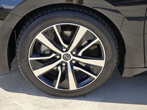 Used 2023 Nissan Maxima SV w/ Floor Mat Group FWD image 7