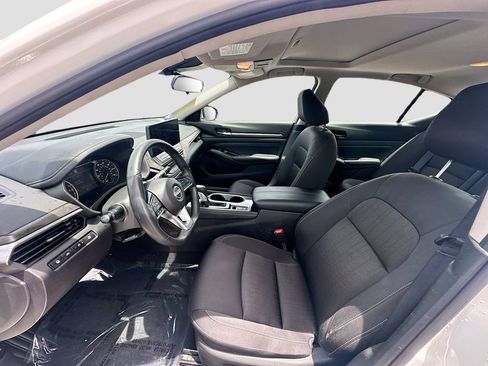 Used 2023 Nissan Altima 2.5 SV w/ SV Premium Package AWD/4WD image 22