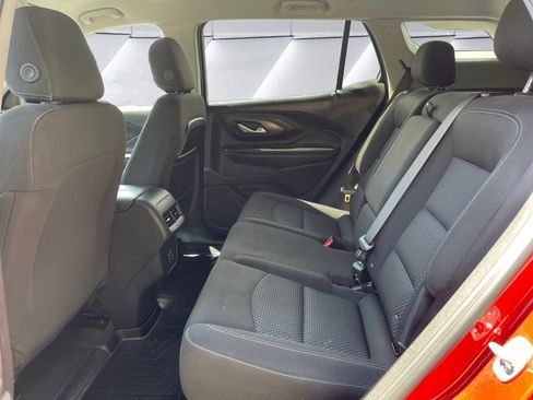 Used 2024 GMC Terrain SLE w/ Driver Convenience Package AWD/4WD image 14