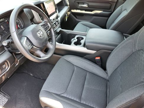 New 2026 RAM 1500 Express AWD/4WD image 13