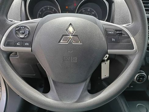 Used 2022 Mitsubishi Outlander Sport ES FWD image 14