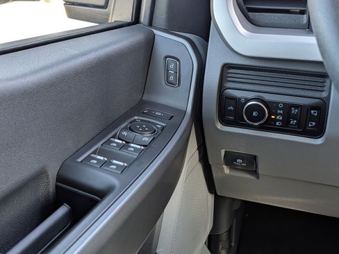 New 2026 Ford F450 XLT w/ FX4 Off-Road Package image 25