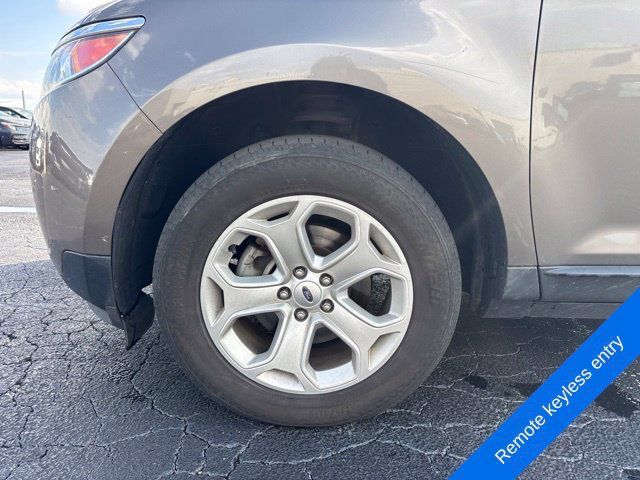 Used 2014 Ford Edge SEL w/ Equipment Group 205A FWD image 7
