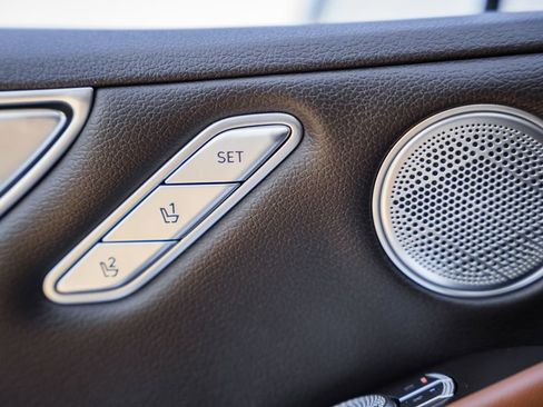 Used 2024 Genesis G80 image 35