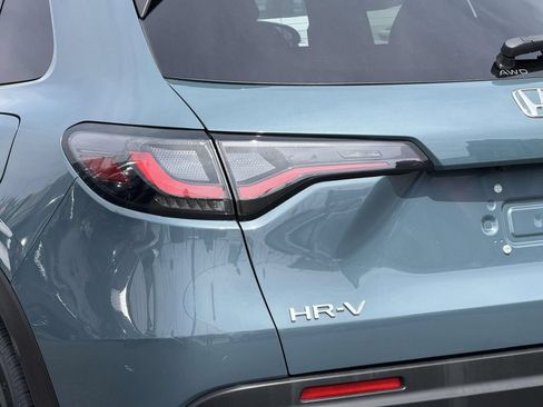 Used 2023 Honda HR-V Sport image 13