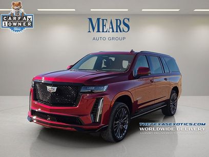Used 2023 Cadillac Escalade ESV V