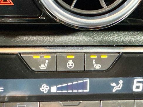 Used 2025 Nissan Sentra SV w/ All-Weather Package FWD image 17