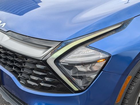 Certified 2023 Kia Sportage EX AWD/4WD image 16