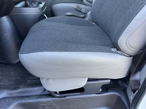 New 2026 Chevrolet Express 2500 w/ Driver Convenience Package image 13