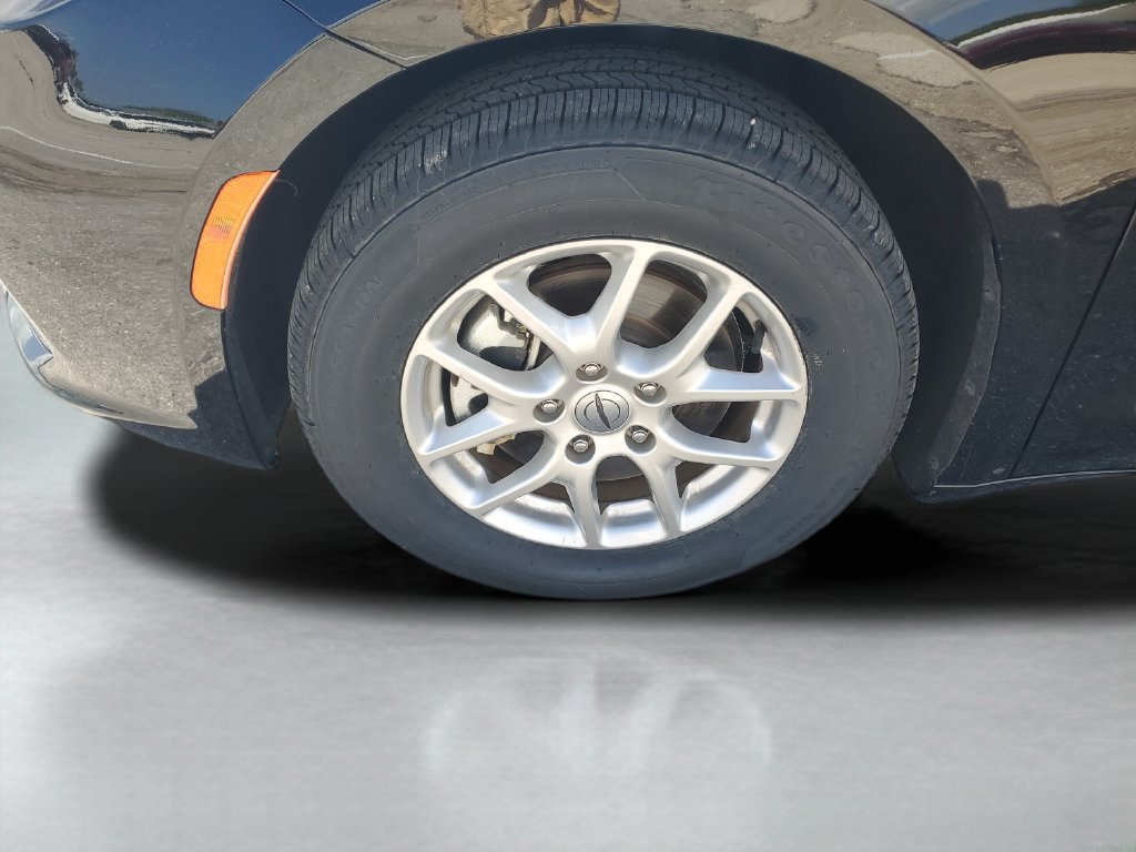 Used 2025 Chrysler Pacifica Select FWD image 24