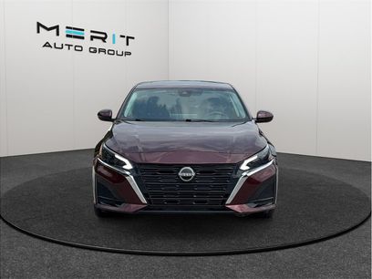 Used 2024 Nissan Altima 2.5 SV w/ SV Premium Package