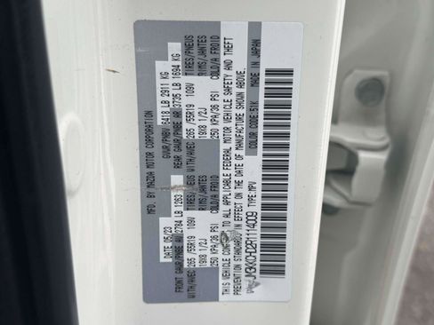 Used 2024 MAZDA CX-90 3.3 Turbo w/ Preferred Plus image 17