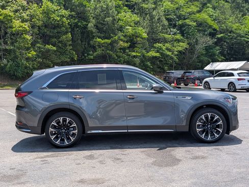 Used 2024 MAZDA CX-90 Plug-In Hybrid w/ Premium Plus AWD/4WD image 10