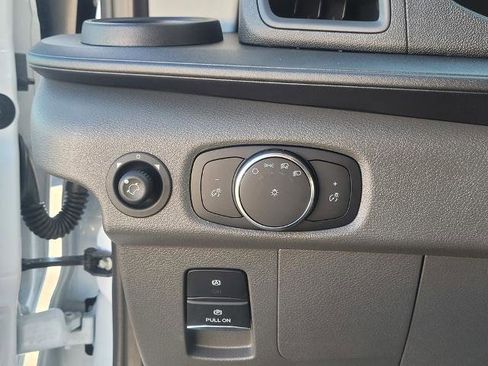 New 2026 Ford Transit 250 148 Medium Roof image 10