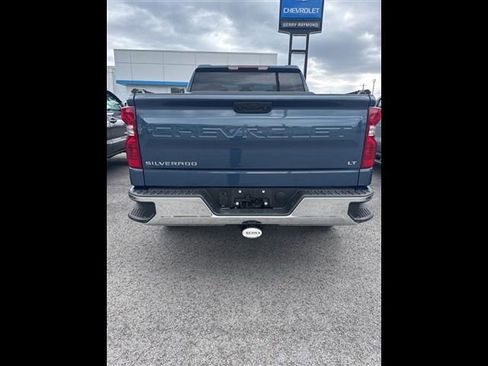 Used 2024 Chevrolet Silverado 1500 LT image 9