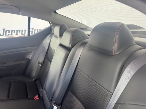 Used 2026 Nissan Altima 2.5 SR FWD image 11