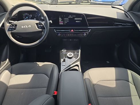 New 2026 Kia Niro Wind FWD image 13