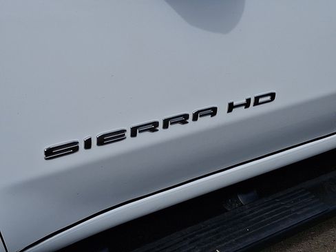 Used 2024 GMC Sierra 2500 Pro AWD/4WD image 30