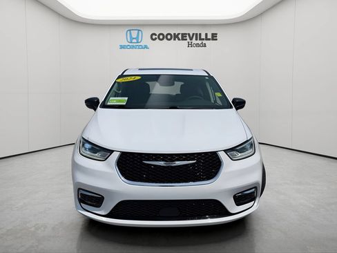 Used 2024 Chrysler Pacifica Limited FWD image 4