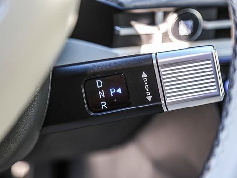 Used 2024 Hyundai Santa Fe Calligraphy image 20