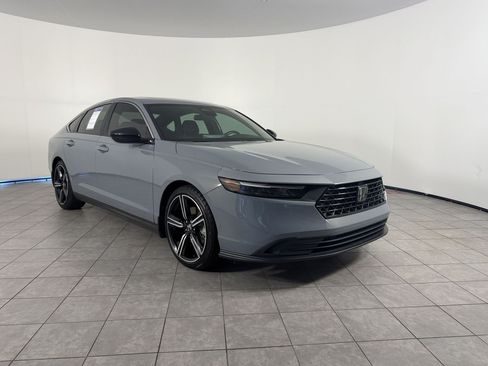 Used 2023 Honda Accord Sport image 7