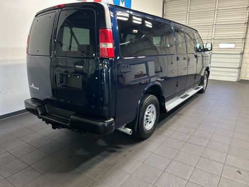 Used 2014 Chevrolet Express 3500 LS RWD image 3