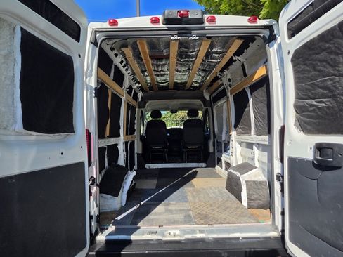 Used 2019 RAM ProMaster 2500 FWD image 17