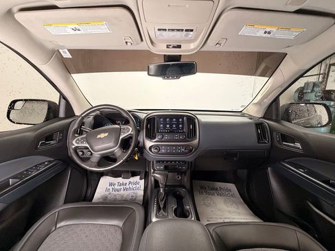 Used 2021 Chevrolet Colorado Z71 AWD/4WD image 11