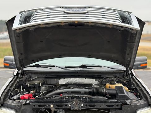 Used 2011 Ford F150 XLT w/ XLT Chrome Pkg image 27