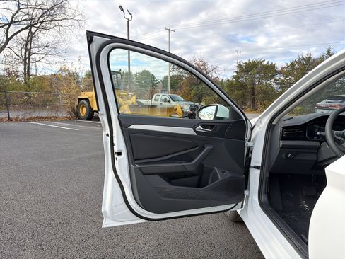 New 2026 Volkswagen Jetta S image 11