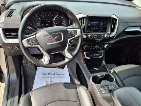 Used 2023 GMC Terrain SLT w/ Elevation Edition image 15
