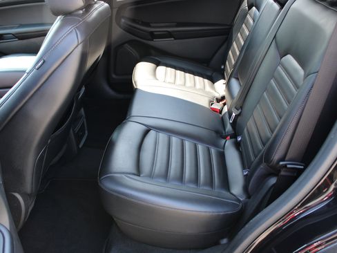 Used 2023 Ford Edge SEL image 12