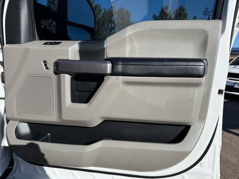 Used 2019 Ford F350 XLT w/ XLT Value Package image 29