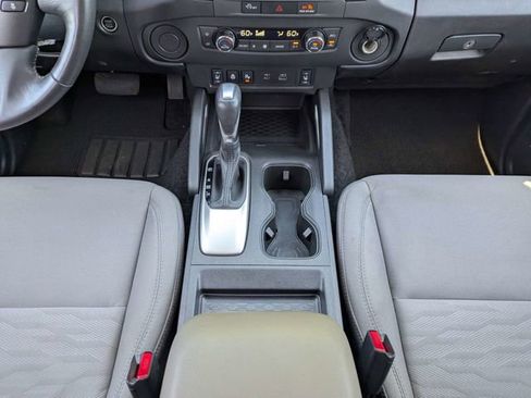 Used 2024 Nissan Frontier SV w/ SV Convenience Package RWD image 20