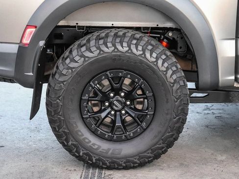 Used 2023 Ford F150 Raptor w/ Raptor 37 Performance Package AWD/4WD image 12