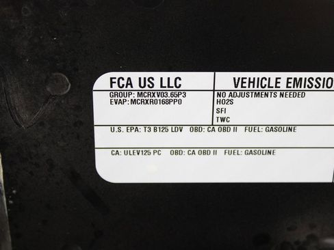 Used 2021 Dodge Challenger SXT image 36