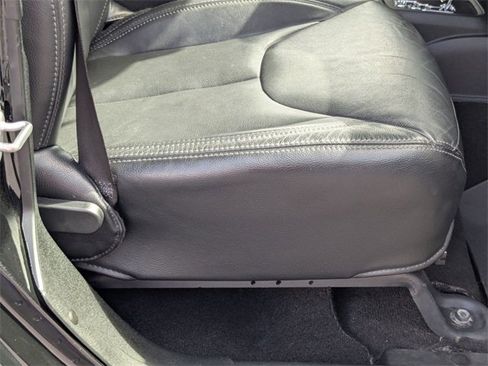 Used 2018 Jeep Wrangler Unlimited Sahara image 34