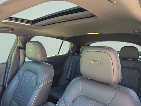 Used 2025 Buick Envista Avenir image 24