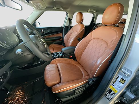 Certified 2023 MINI Cooper Clubman S w/ Signature Upholstery Package image 21