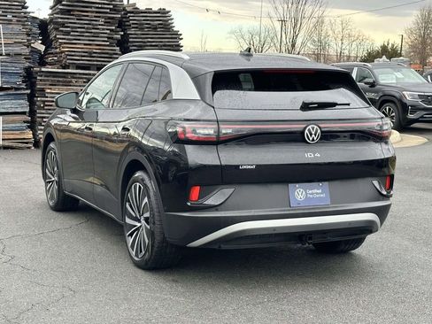 Used 2023 Volkswagen ID.4 Pro S Plus image 4