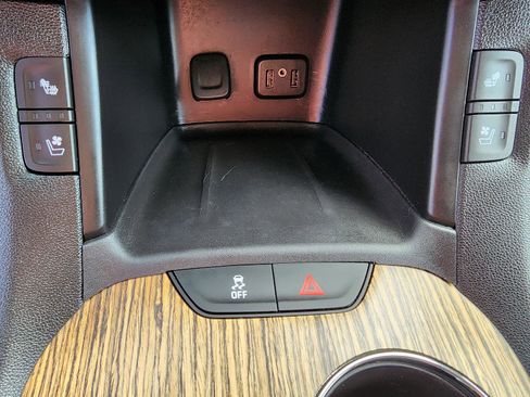 Used 2019 GMC Acadia Denali w/ Technology Package image 19